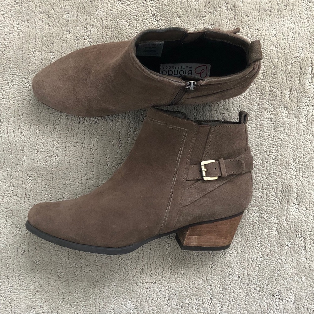 Blondo Women’s Waterproof Taupe Booties